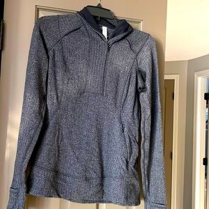 Lululemon quarter zip women’s size 6
